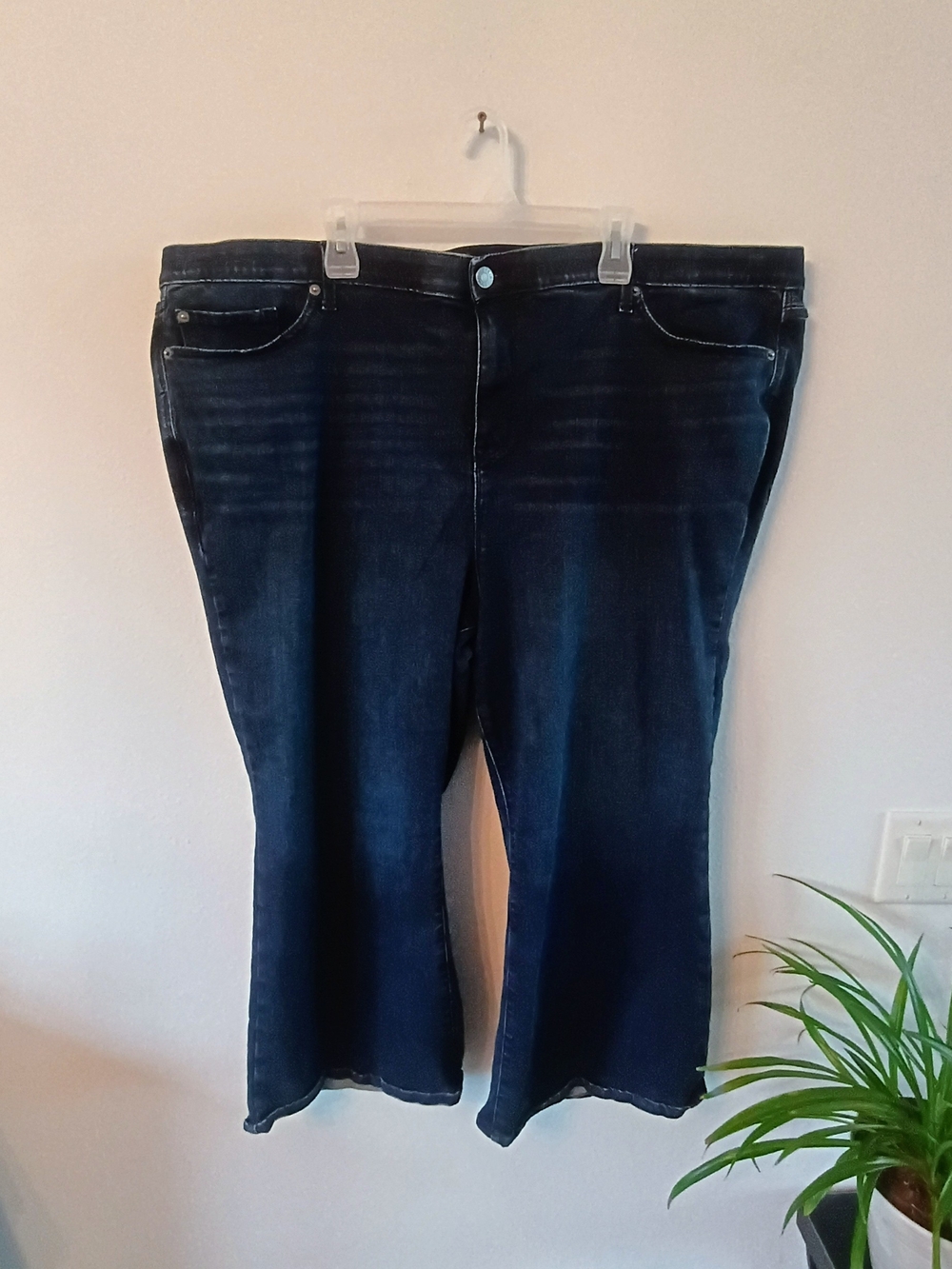 Torrid Sky High Kick Boot Jeans 28R Dark Wash Super Soft High Rise Plus Size
